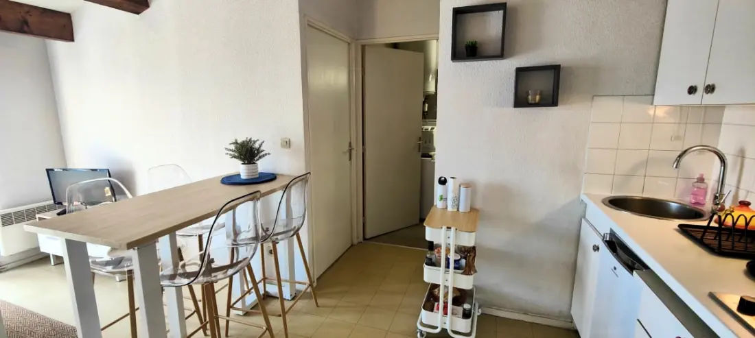 T2 Confortable Avec Piscine, Clim Et Garage