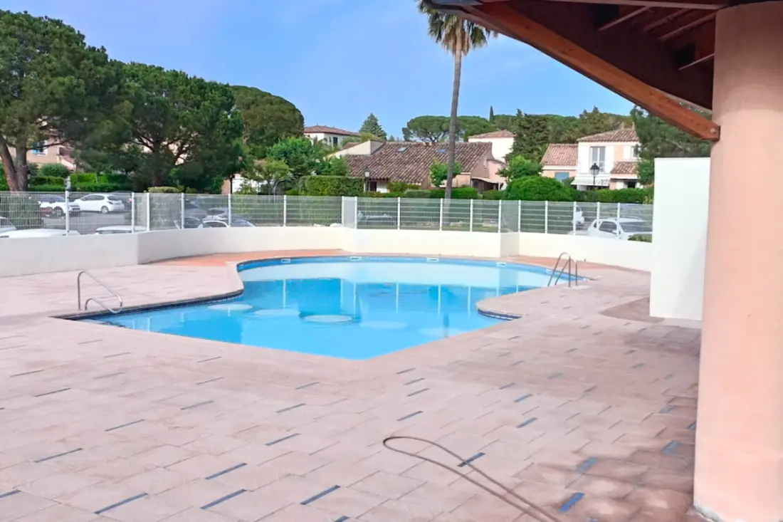 Maisonnette Avec Jardin  - Résidence Avec Piscine