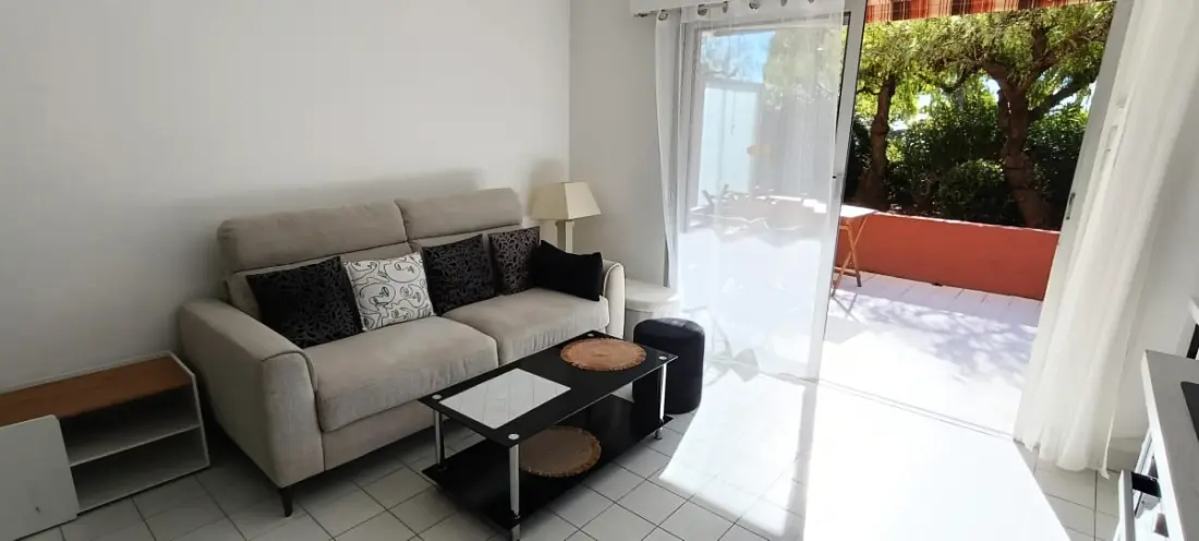 Bel Appartement Calme Et Lumineux De 32 M²