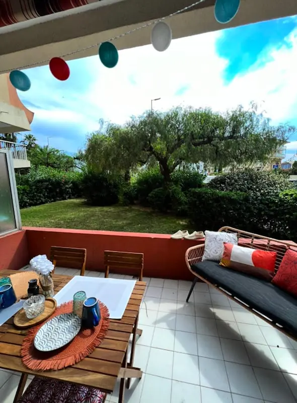 Bel Appartement Calme Et Lumineux De 32 M²