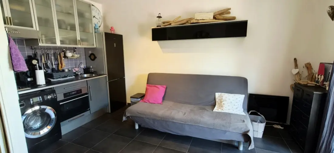 Studio à Saint-aygulf Avec Accès Direct à La Plage