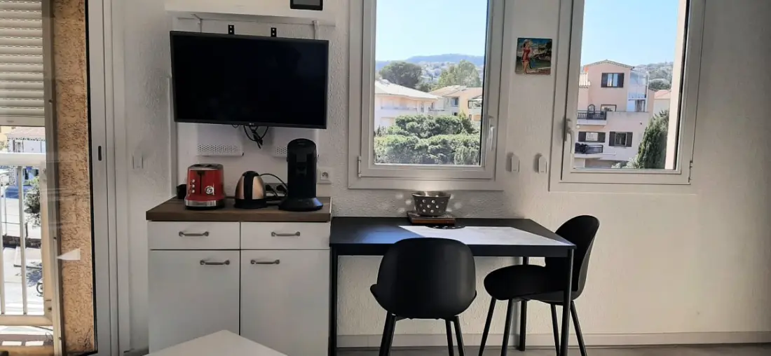 Studio Lumineux à 300m De La Plage Avec Balcon