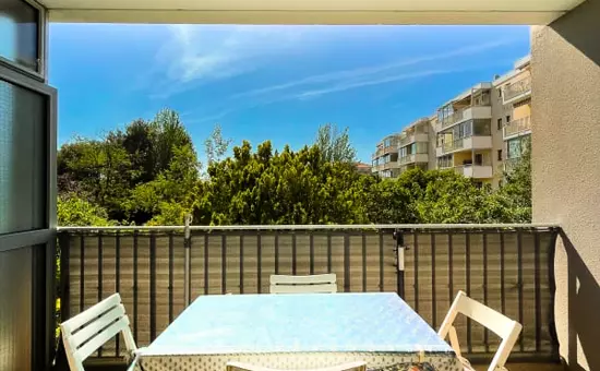Superbe Appartement Avec Balcon à Frejus