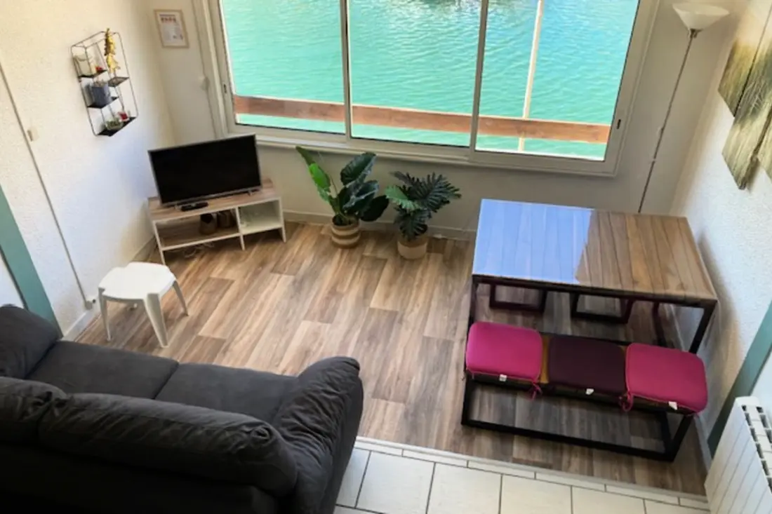 Appartement Duplex Face Au Port 50 M Des Plages