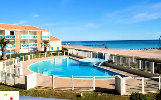 Appartement Vue Mer Dans Résidence Avec Piscine.