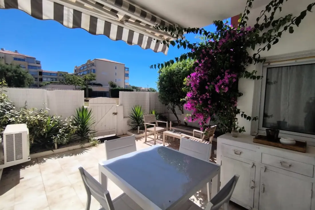 Le Contemporain De La Marina