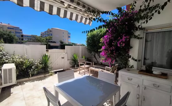 Le Contemporain De La Marina