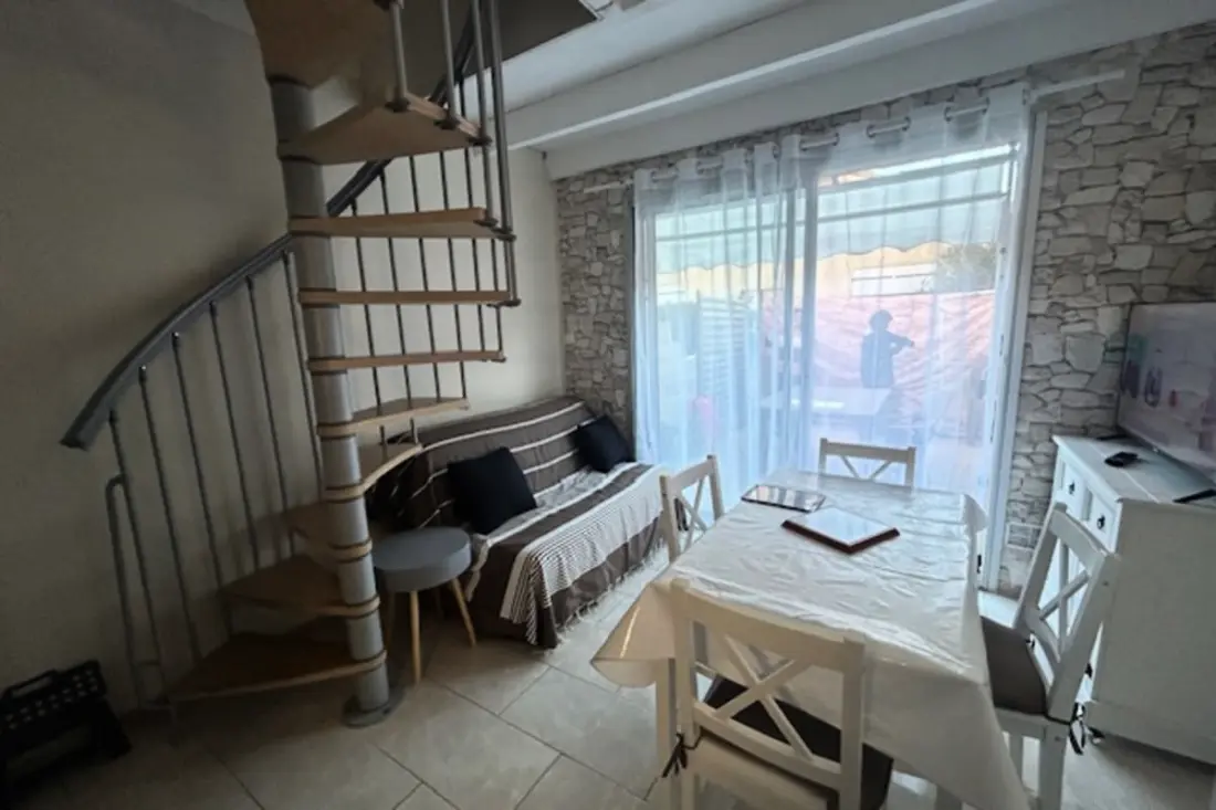 Maisonnette En Bord De Mer