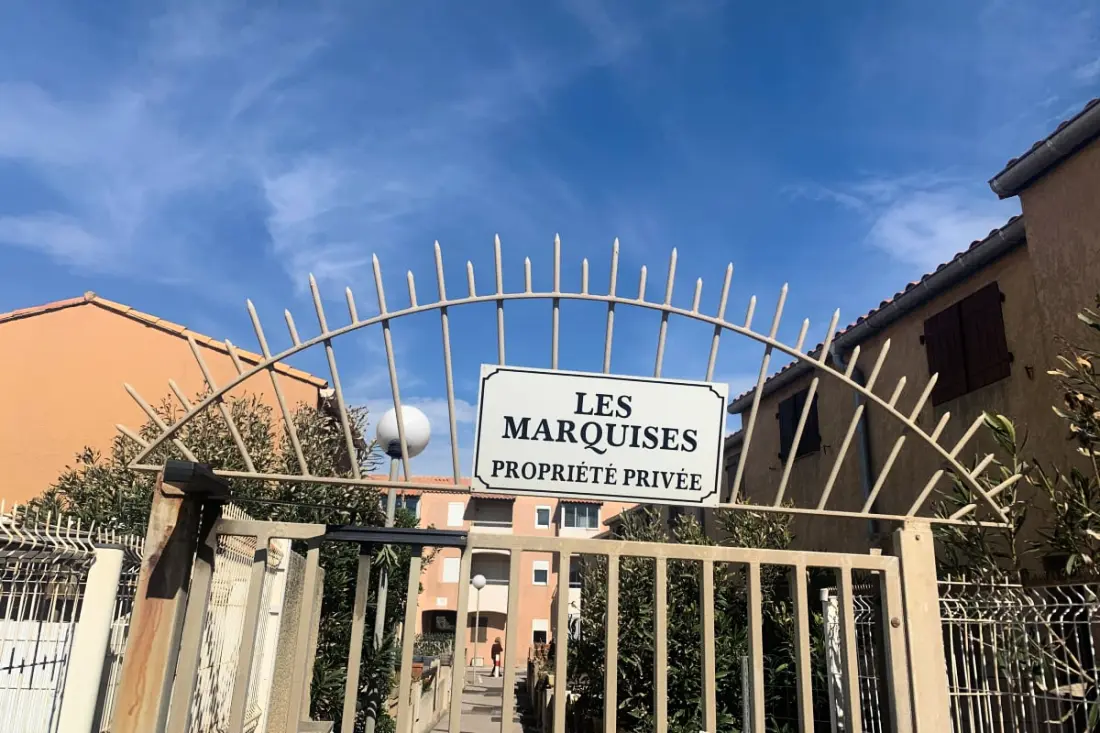 Maisonnette En Bord De Mer