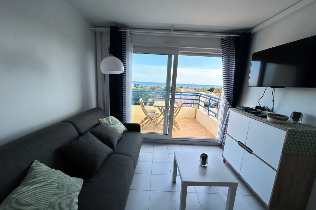 Terrasse Panoramique à 180° Vue Mer Et étang