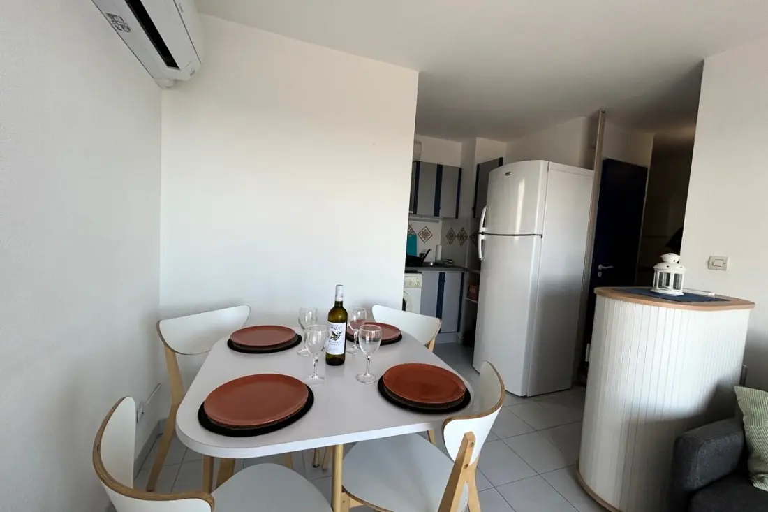 Terrasse Panoramique à 180° Vue Mer Et étang