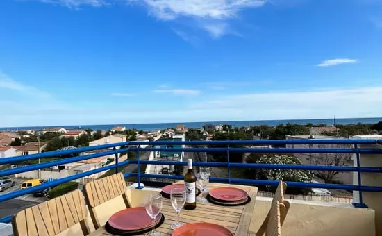 Terrasse Panoramique à 180° Vue Mer Et étang