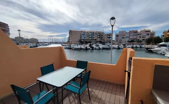 Un Balcon Sur La Marina T2 Climatisé