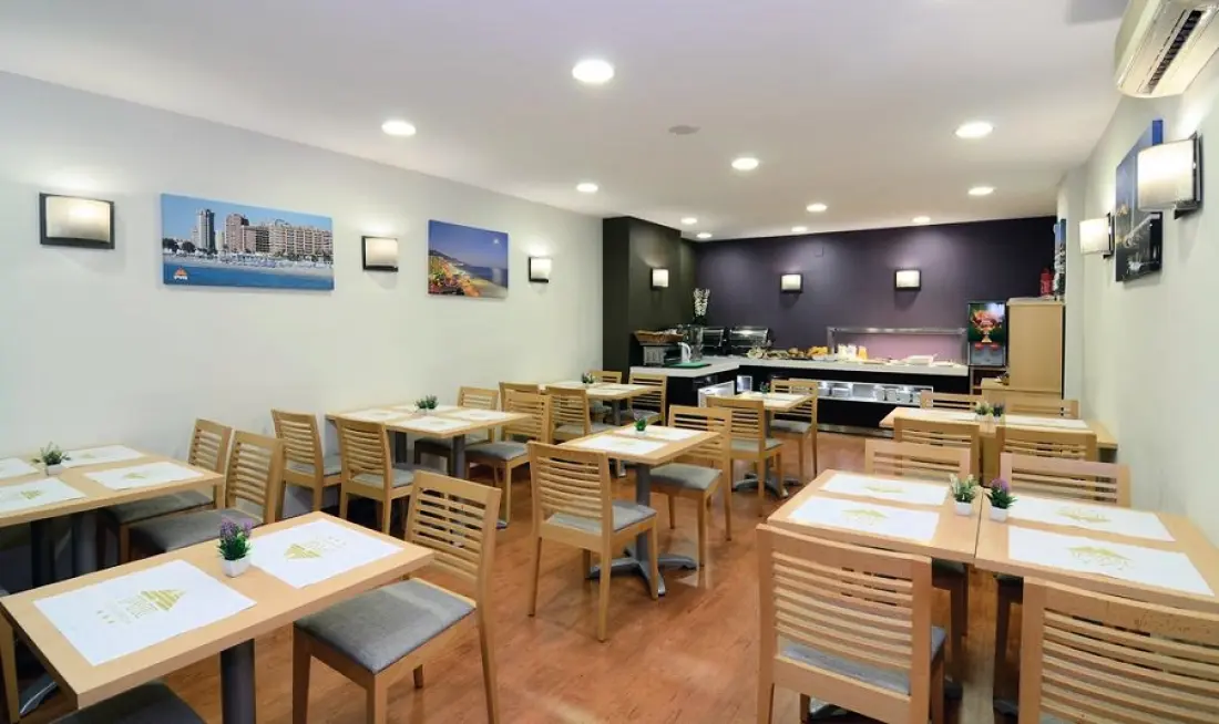 Hotel Apartamentos Pyr Fuengirola
