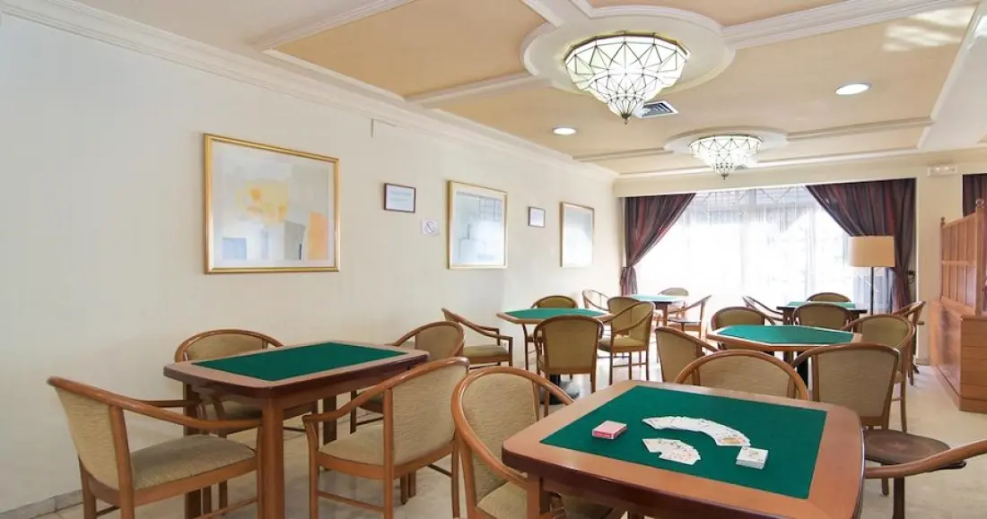 Hotel Apartamentos Pyr Fuengirola