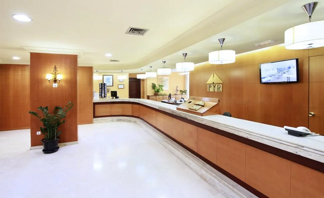 Hotel Apartamentos Pyr Fuengirola