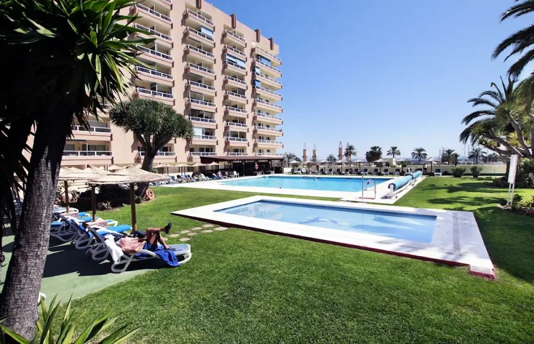 Hotel Apartamentos Pyr Fuengirola