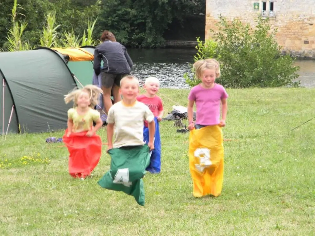 Camping Les Catalpas 3 étoiles★★★