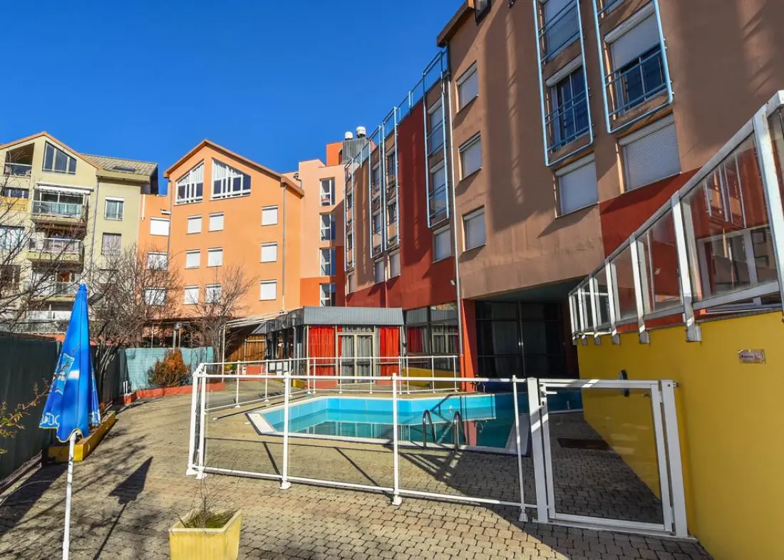 Hôtel Adonis Gapotel