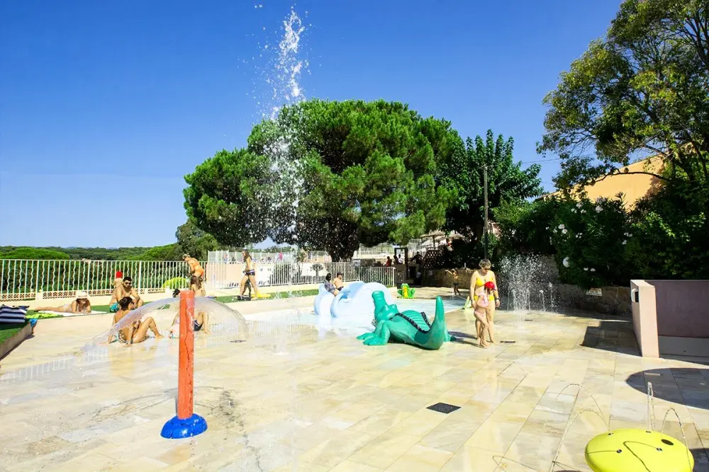 Camping Montana Parc - Gassin Golfe de St Tropez 4 étoiles★★★★