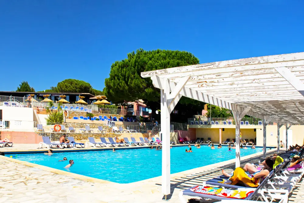 Camping Montana Parc - Gassin Golfe de St Tropez 4 étoiles★★★★