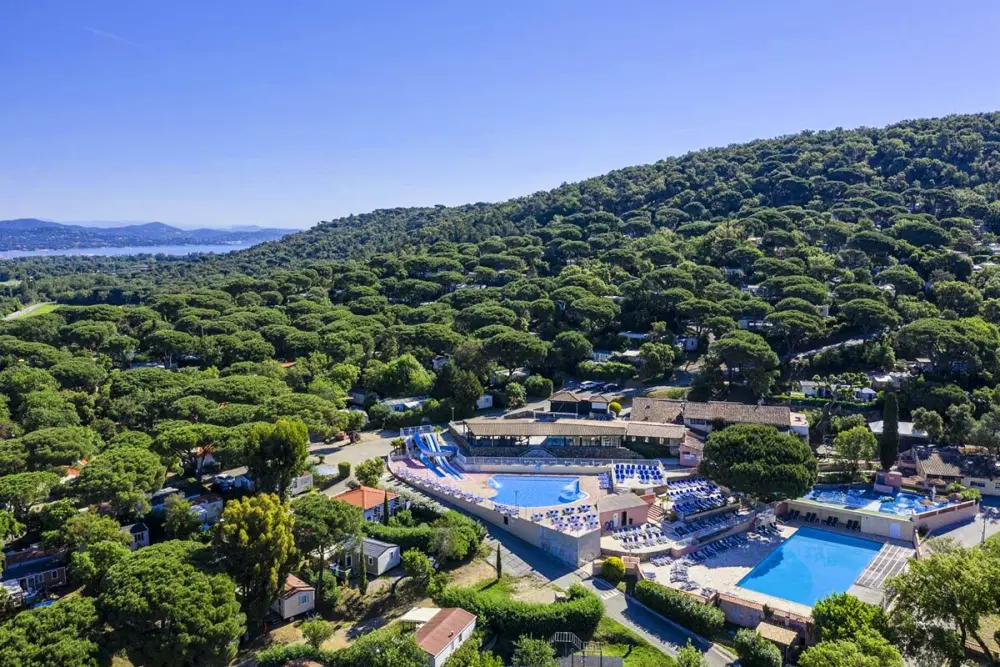 Camping Montana Parc - Gassin Golfe de St Tropez 4 étoiles★★★★