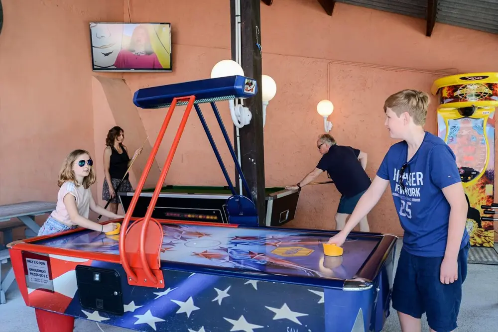 Camping Montana Parc - Gassin Golfe de St Tropez 4 étoiles★★★★