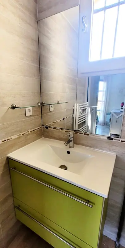 Joli Mazet En Duplex à L'entrée De Saint-tropez