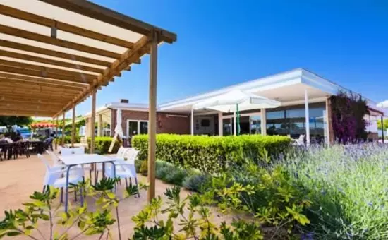 Campingplatz 3 Estrellas by Viajes Velero **