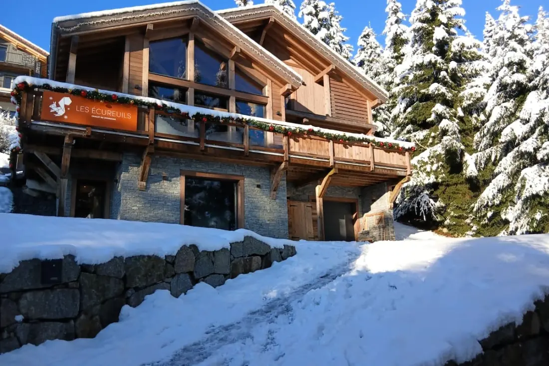 Chalet Les Ecureuils - 12 Pers - Spa - Piscine