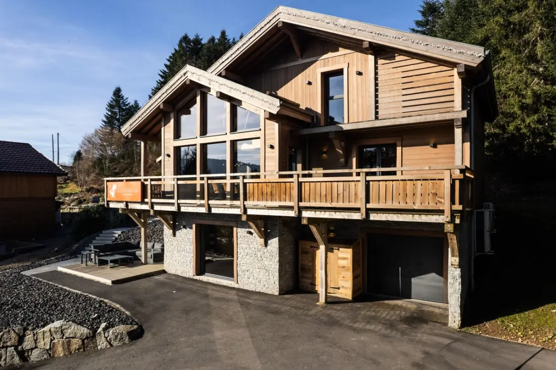 Chalet Les Ecureuils - 12 Pers - Spa - Piscine