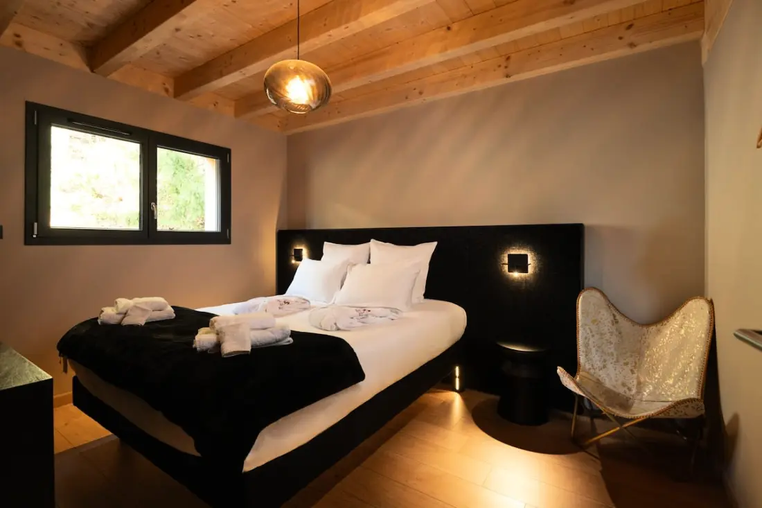 Chalet Les Ecureuils - 12 Pers - Spa - Piscine