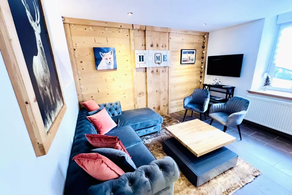 Maison Spacieuse Avec Terrasse, Proche Du Lac