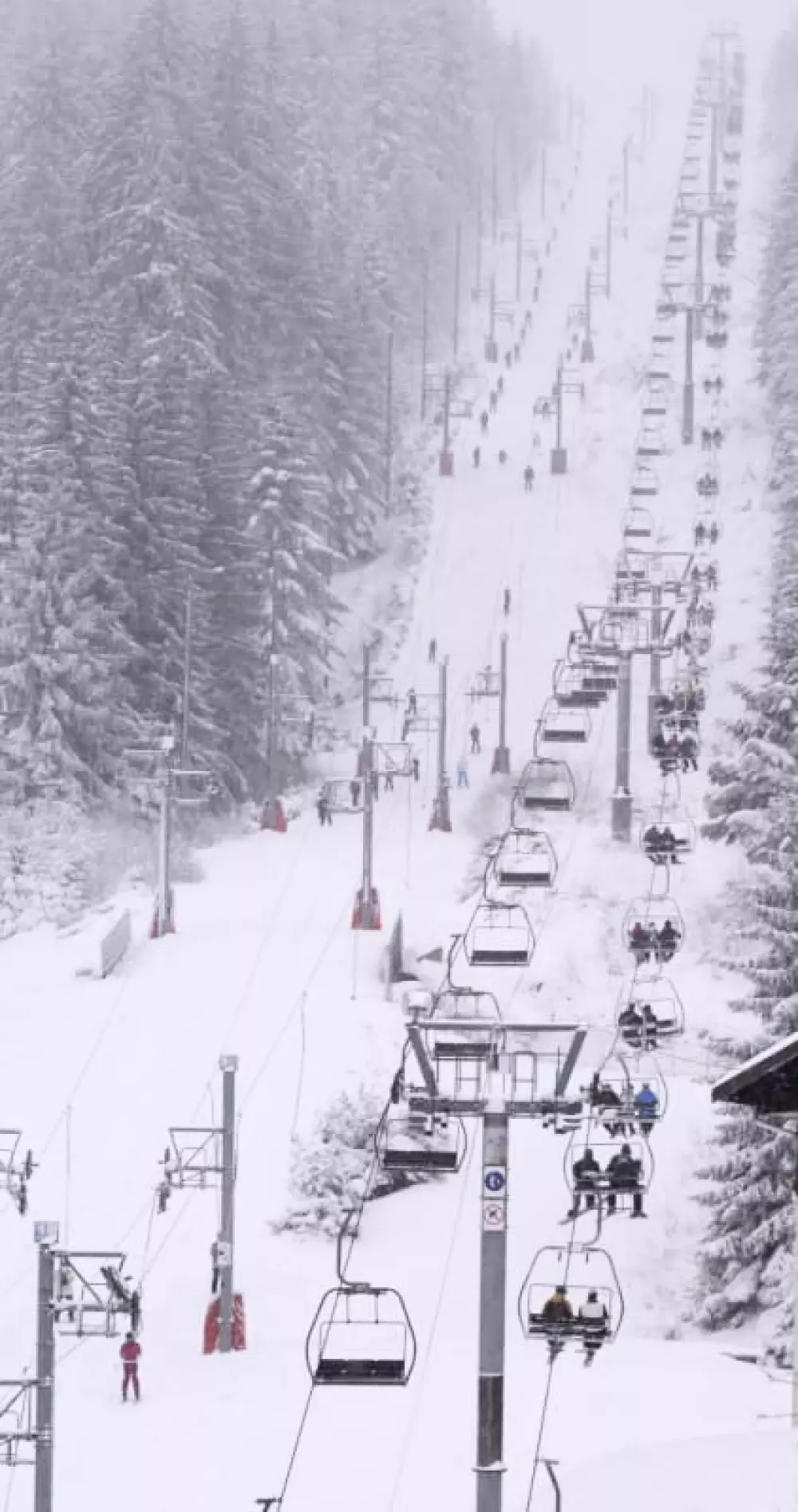Maison Spacieuse Avec Terrasse, Proche Du Lac