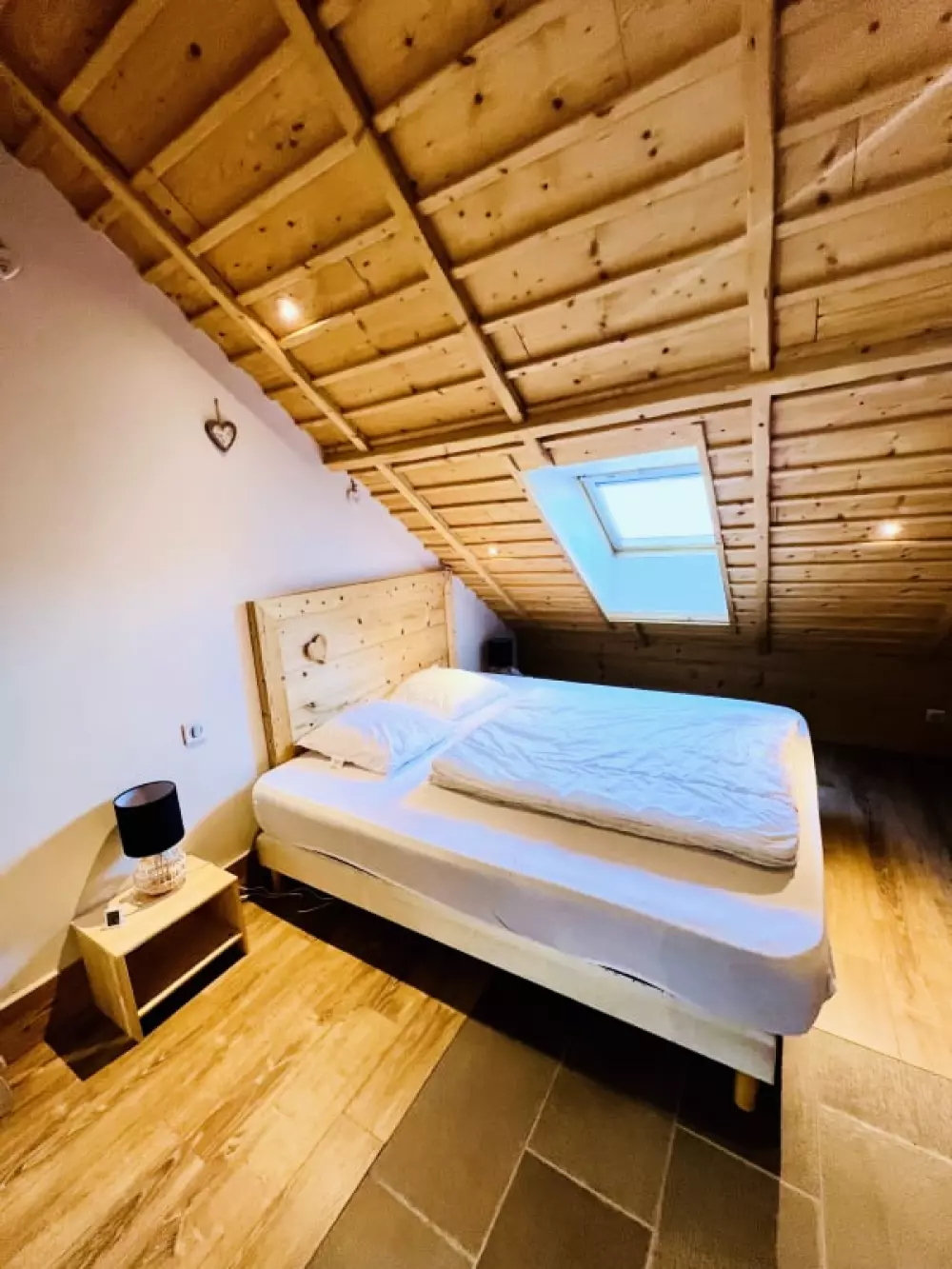 Maison Spacieuse Avec Terrasse, Proche Du Lac