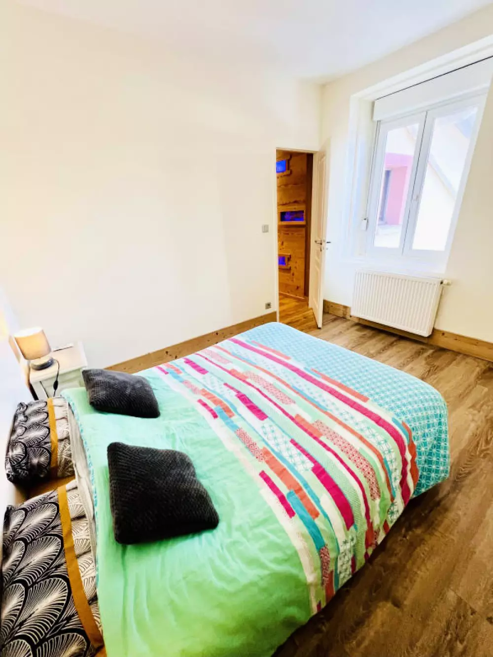 Maison Spacieuse Avec Terrasse, Proche Du Lac