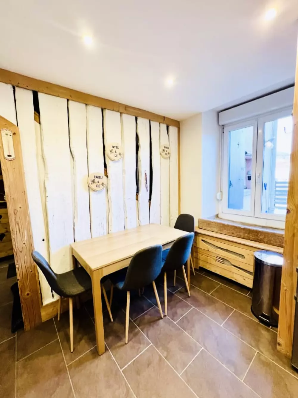 Maison Spacieuse Avec Terrasse, Proche Du Lac