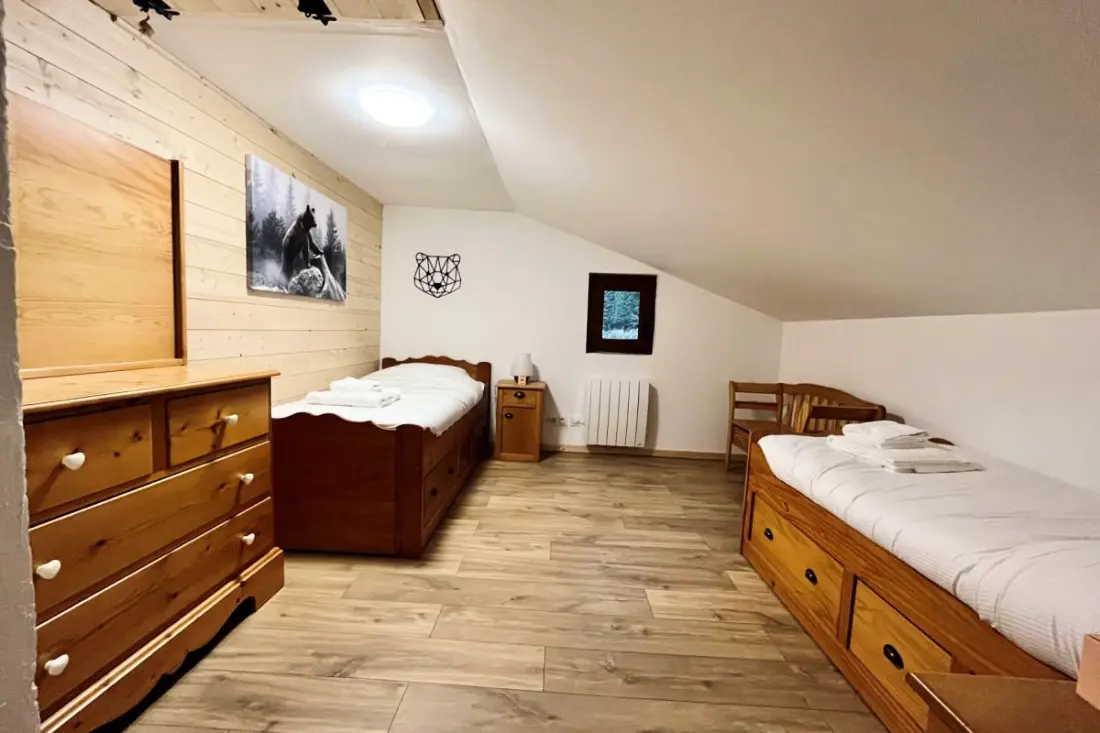 Maison Type Chalet – Sauna Et Balnéo – 14 Pers