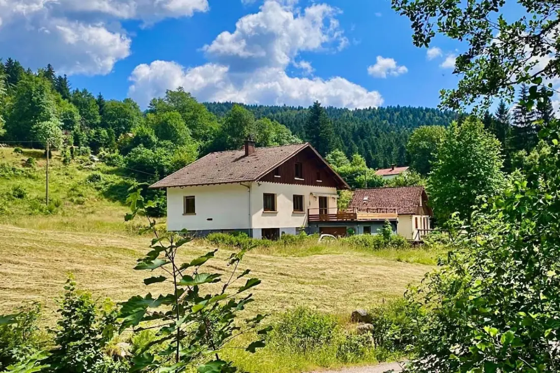 Maison Type Chalet – Sauna Et Balnéo – 14 Pers
