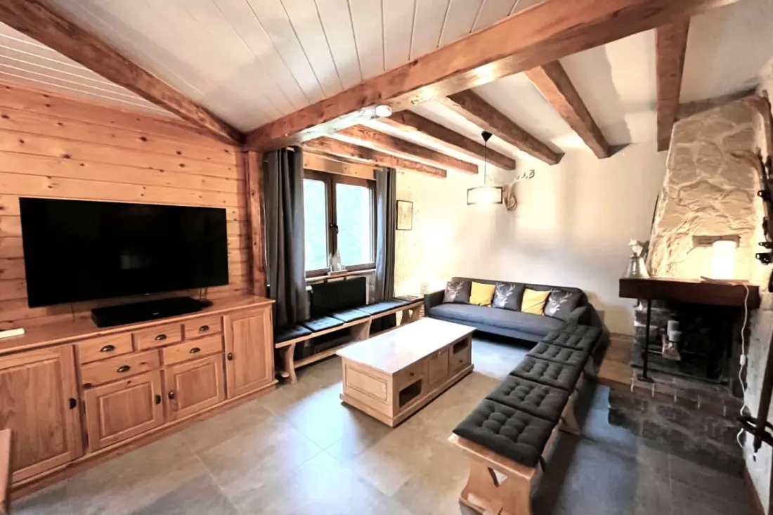 Maison Type Chalet – Sauna Et Balnéo – 14 Pers