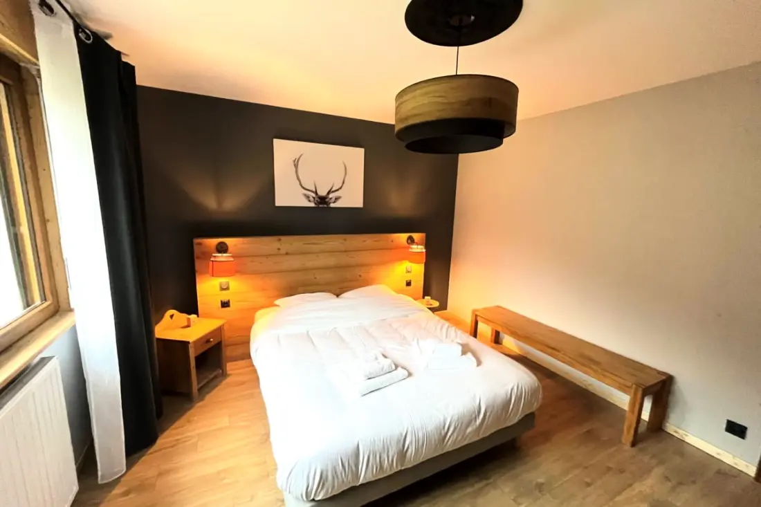Maison Type Chalet – Sauna Et Balnéo – 14 Pers