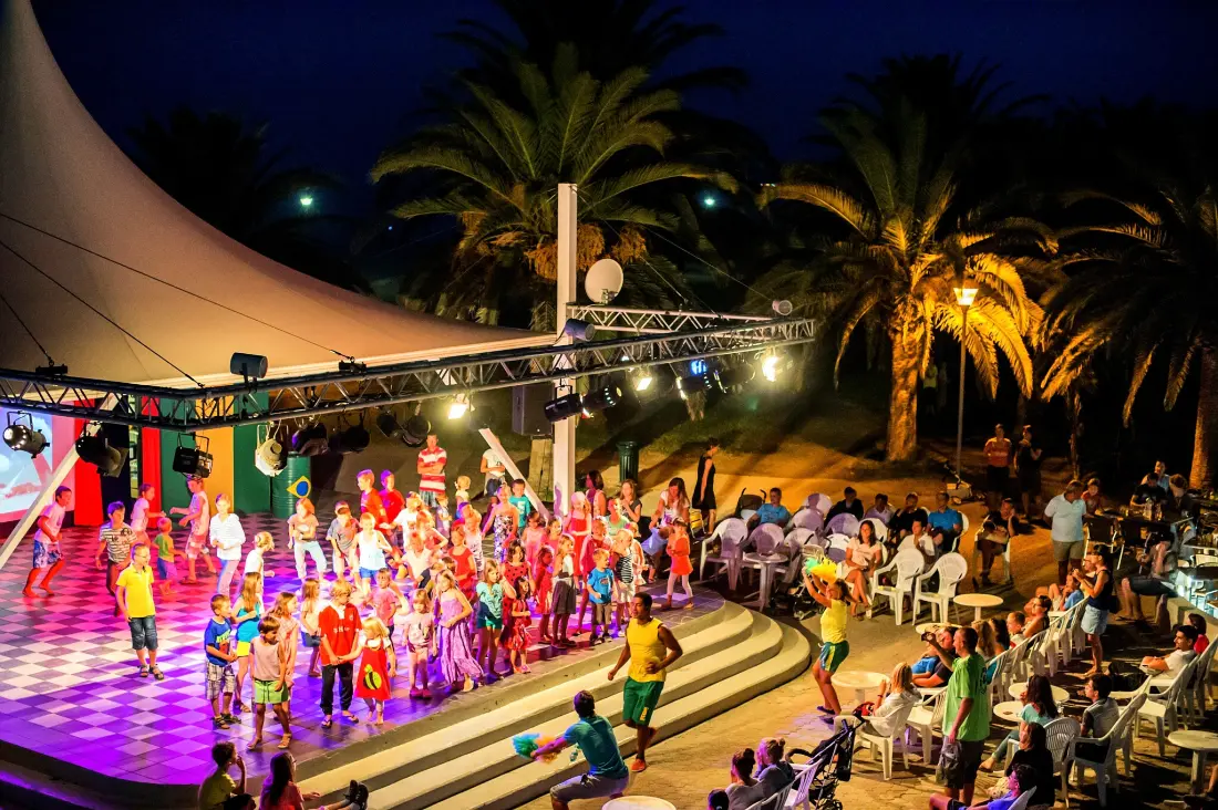 Camping Marina d'Erba Rossa
