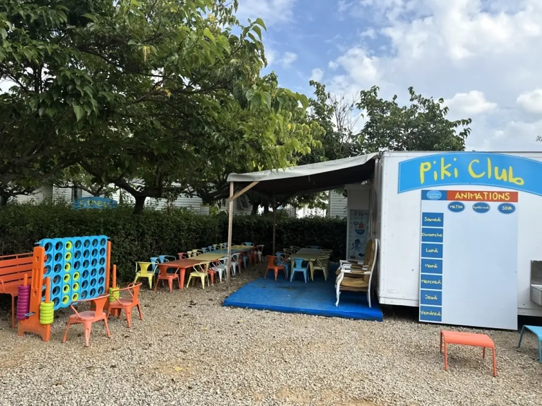 Camping Paradis Family les Rives de l'Hérault4 étoiles★★★★