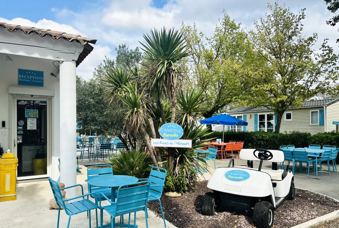 Camping Paradis Family les Rives de l'Hérault4 étoiles★★★★