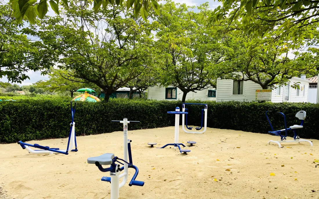 Camping Paradis Family les Rives de l'Hérault4 étoiles★★★★