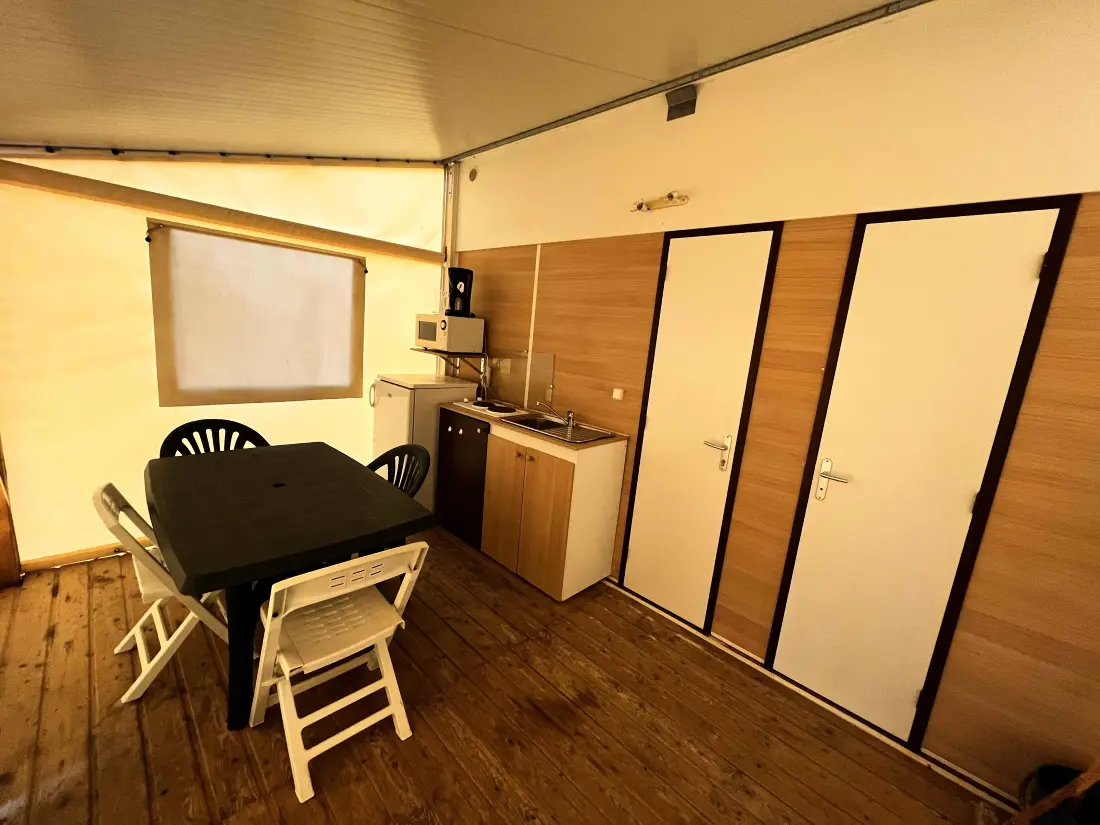 Camping Paradis Family les Rives de l'Hérault4 étoiles★★★★