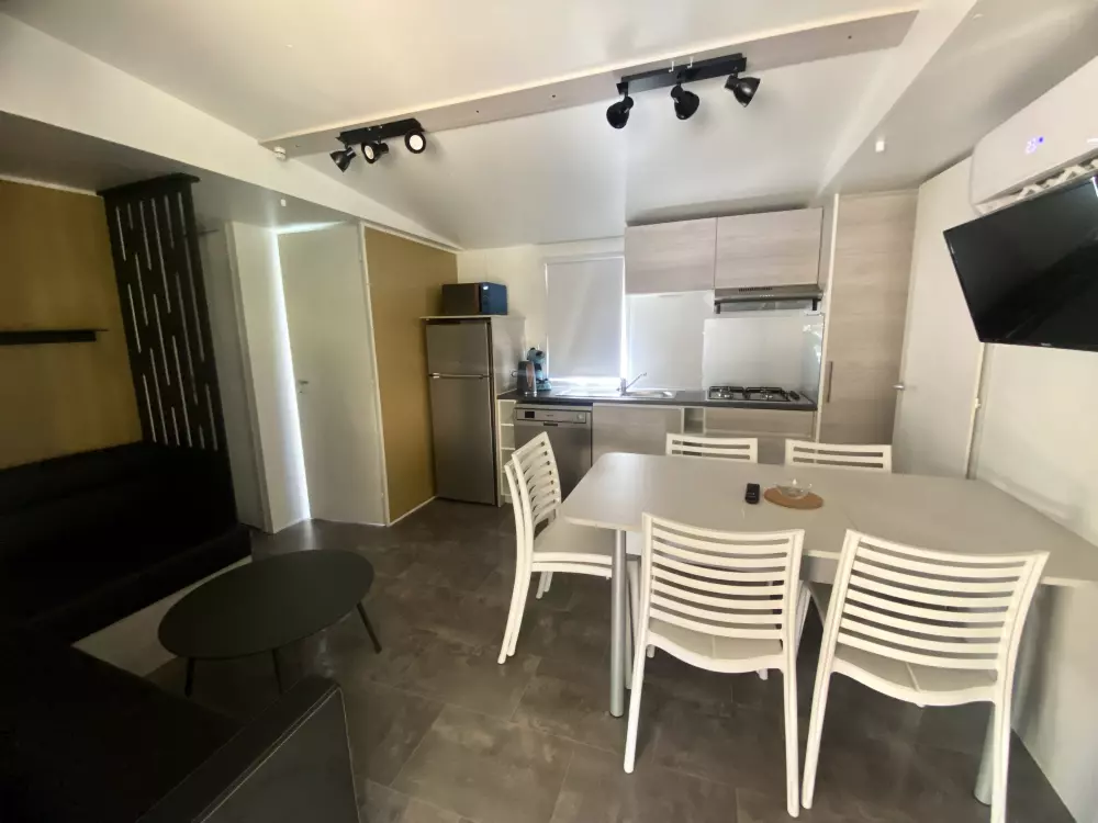 Camping Paradis Family les Rives de l'Hérault4 étoiles★★★★