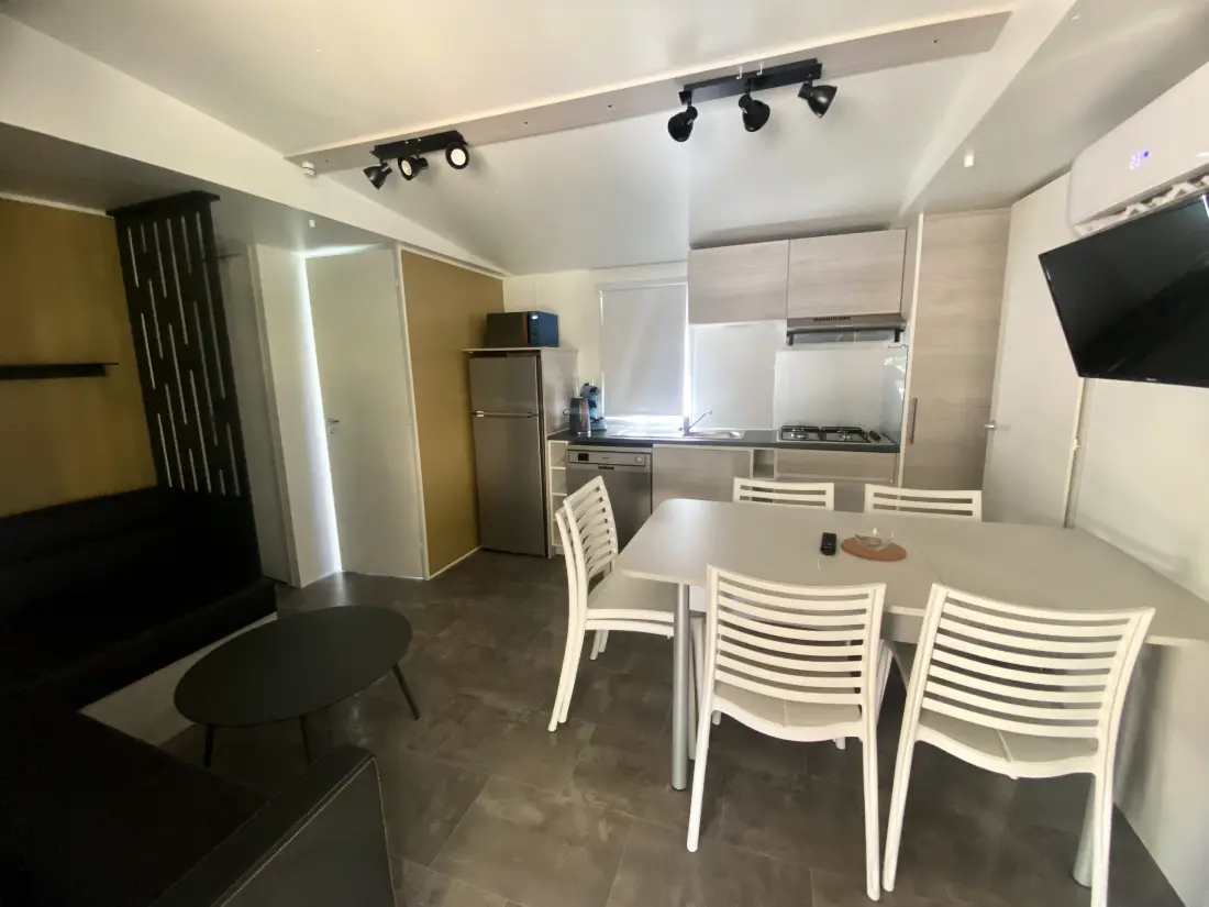Camping Paradis Family les Rives de l'Hérault4 étoiles★★★★