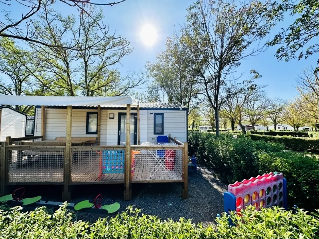 Camping Paradis Family les Rives de l'Hérault4 étoiles★★★★