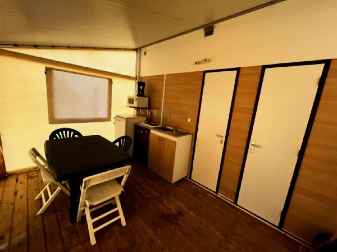 Camping Paradis Family les Rives de l'Hérault4 étoiles★★★★